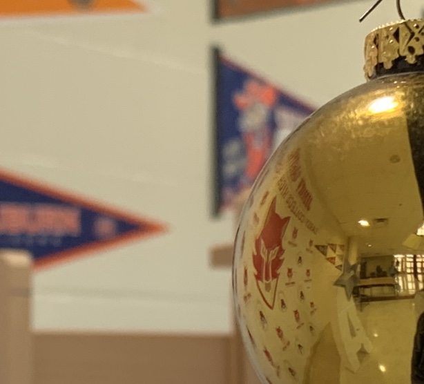 gold redwolf ornament